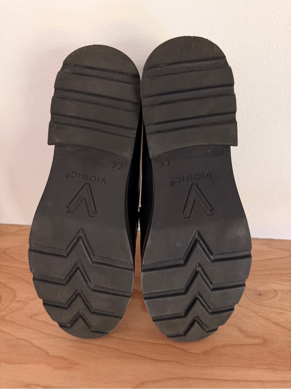 Vionic Black Leather Loafer - Picture 12 of 12